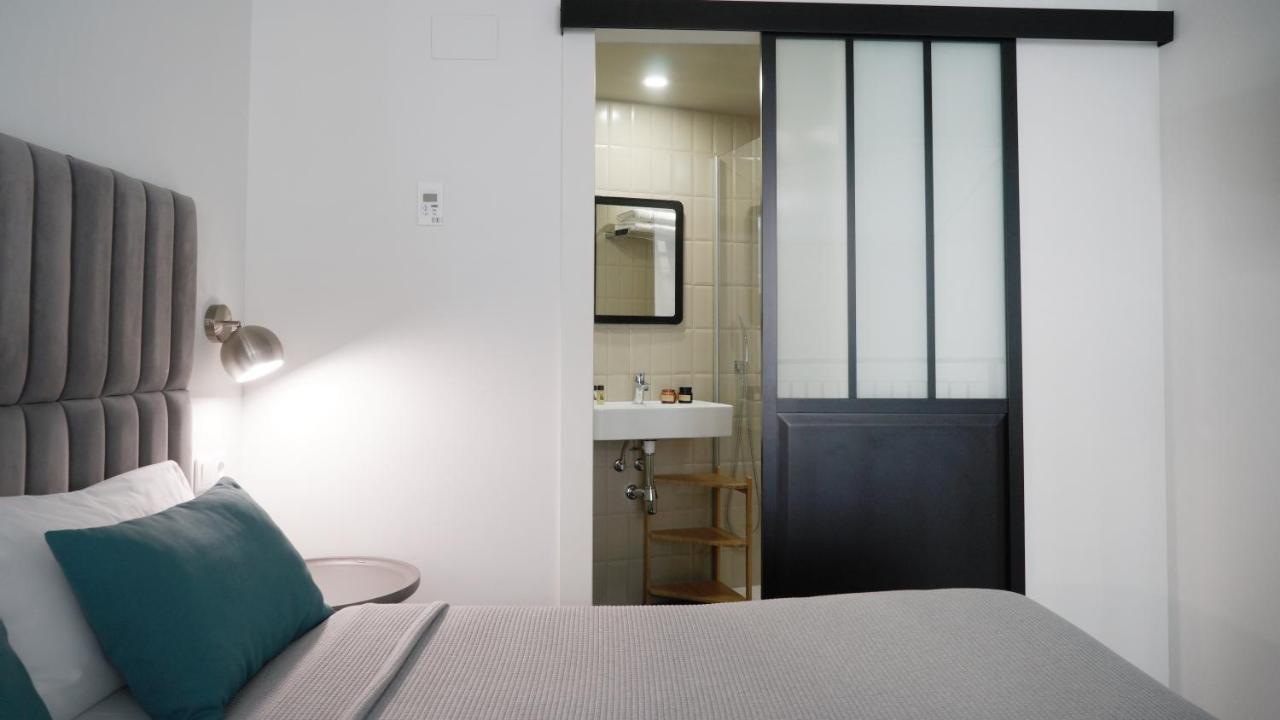 Md Design Hotel - Portal Del Real Valencia Exterior foto